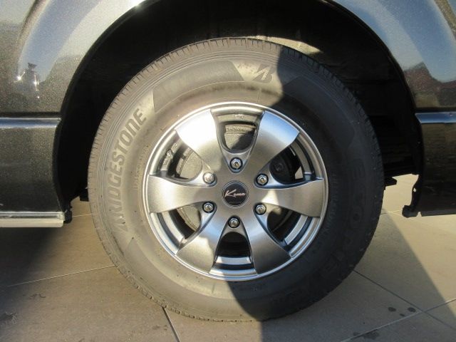 HIACE van 4WD