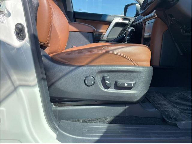 LANDCRUISER PRADO
