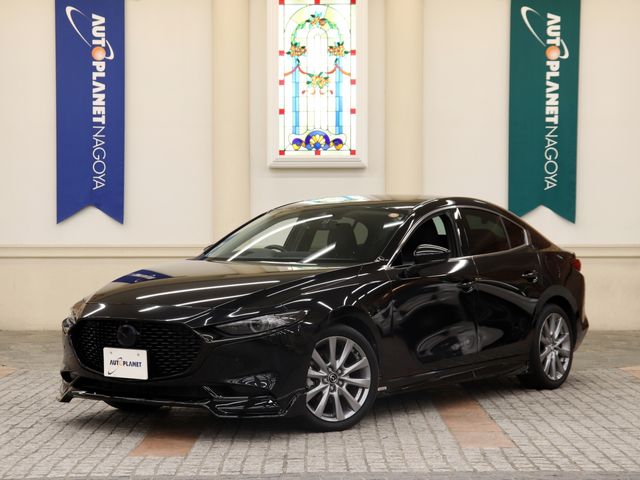 MAZDA3 SEDAN