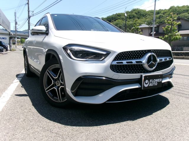 MERCEDES BENZ GLA class