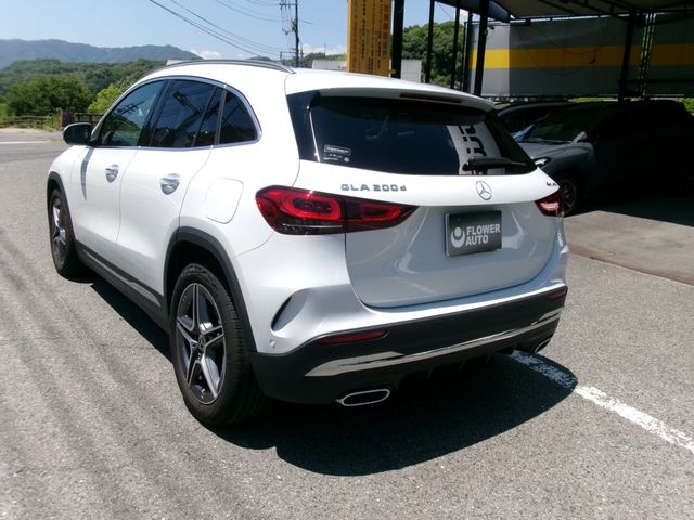 MERCEDES BENZ GLA class