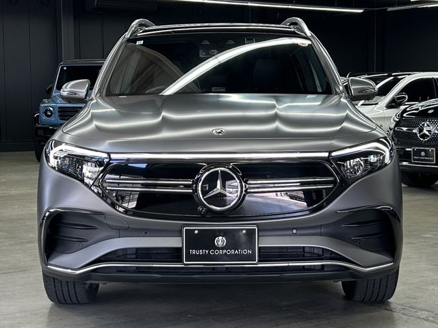 MERCEDES BENZ EQB