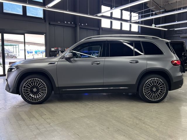 MERCEDES BENZ EQB
