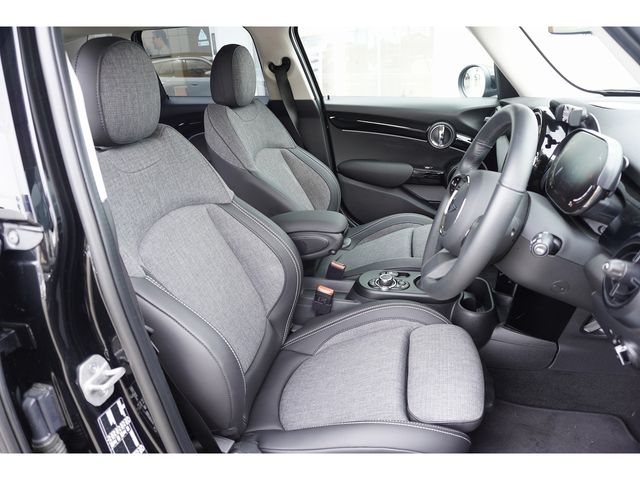 MINI COOPER 5DOOR