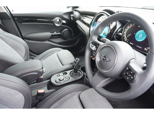 MINI COOPER 5DOOR