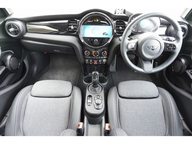 MINI COOPER 5DOOR