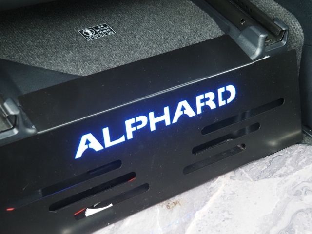 ALPHARD hybrid 4WD