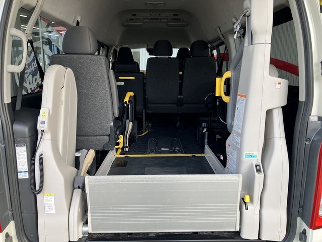HIACE van 4WD