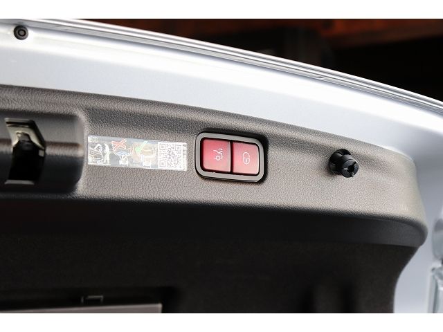 MERCEDES BENZ C class sedan