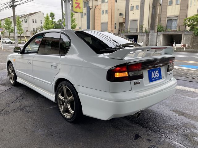 LEGACY B4