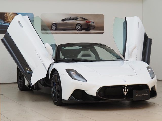 MASERATI MC20 Cielo