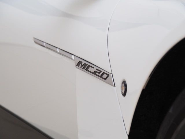 MASERATI MC20 Cielo