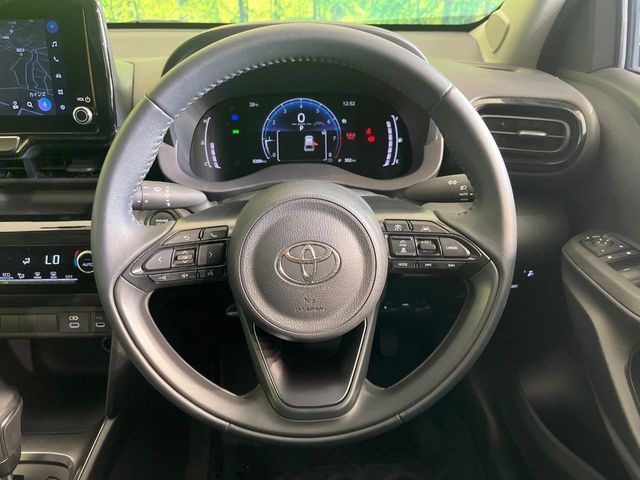 YARIS CROSS