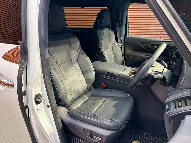 ALPHARD hybrid