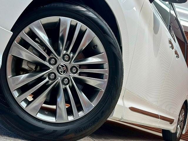 ALPHARD hybrid