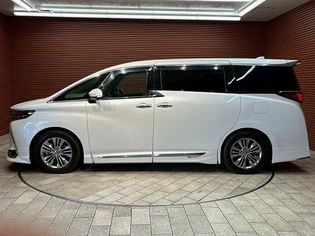ALPHARD hybrid