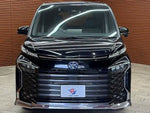 VOXY HYBRID