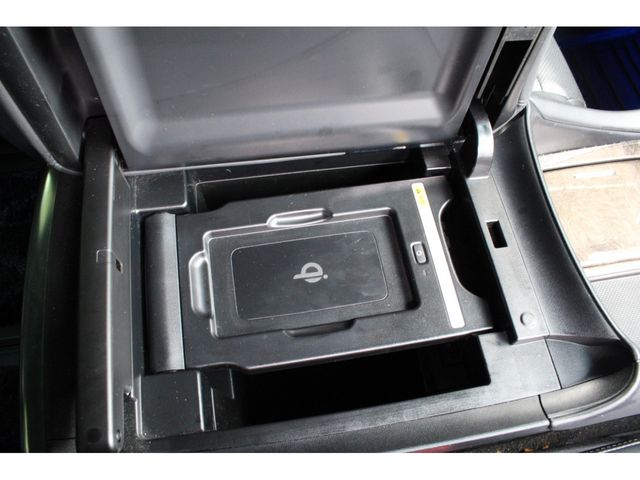 VELLFIRE  HYBRID 4WD