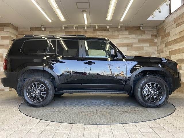 LANDCRUISER 250