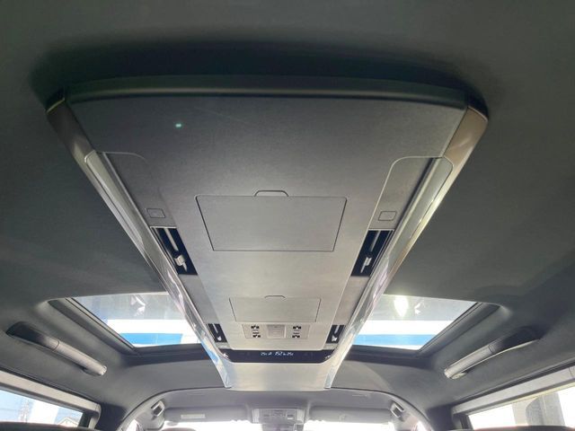 VELLFIRE  HYBRID