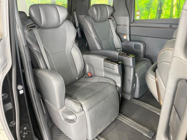 VELLFIRE  HYBRID