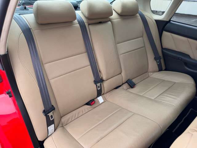 LEGACY B4