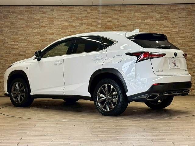 LEXUS NX300 AWD
