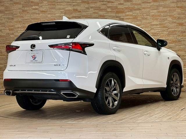 LEXUS NX300 AWD