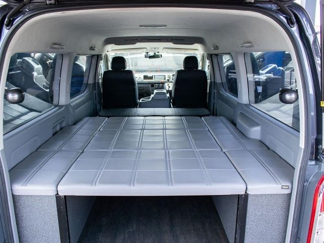 HIACE van 2WD