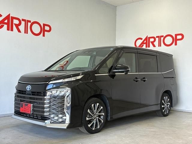 VOXY HYBRID