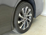 VOXY HYBRID