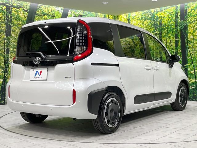 SIENTA HYBRID
