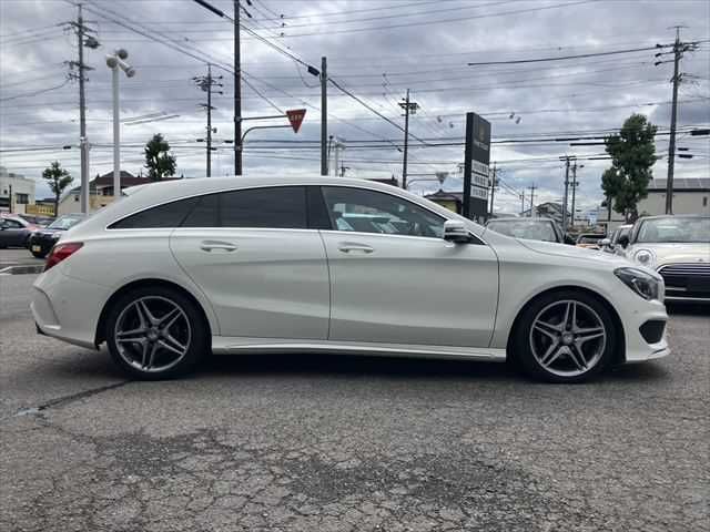 MERCEDES BENZ CLA Shooting Brake