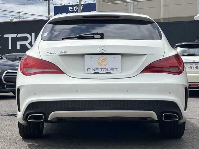 MERCEDES BENZ CLA Shooting Brake