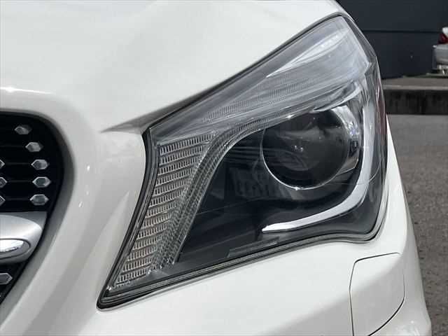 MERCEDES BENZ CLA Shooting Brake