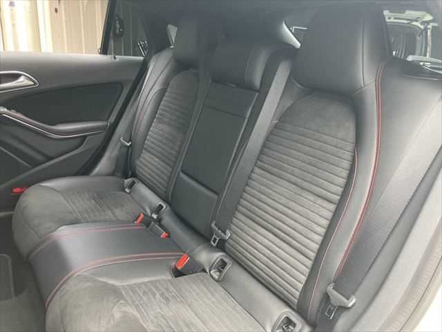 MERCEDES BENZ CLA Shooting Brake