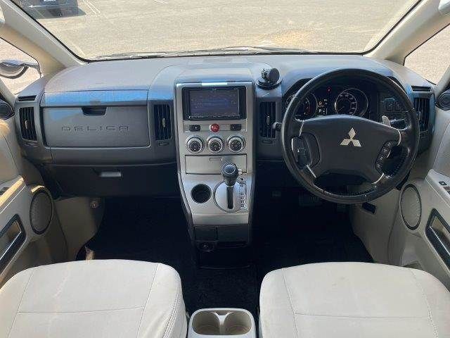 DELICA D:5 2WD