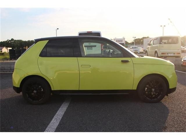 Honda e