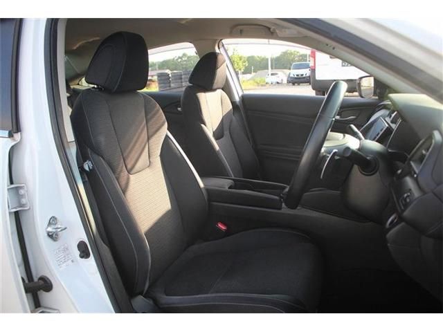 INSIGHT sedan