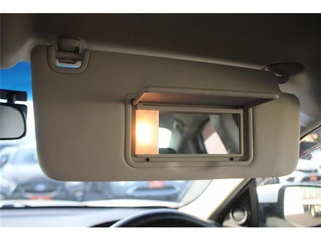 INSIGHT sedan