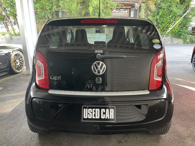 VOLKSWAGEN up!