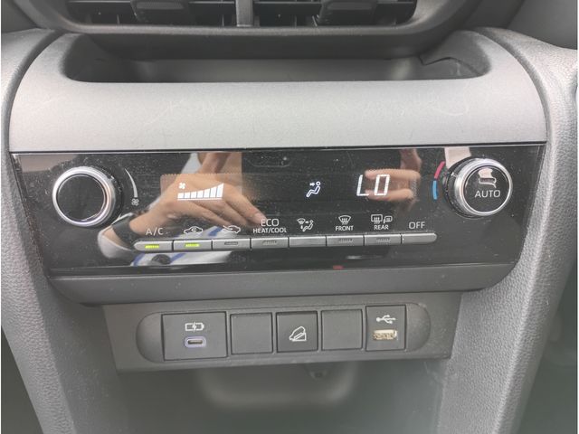 YARIS CROSS HYBRID