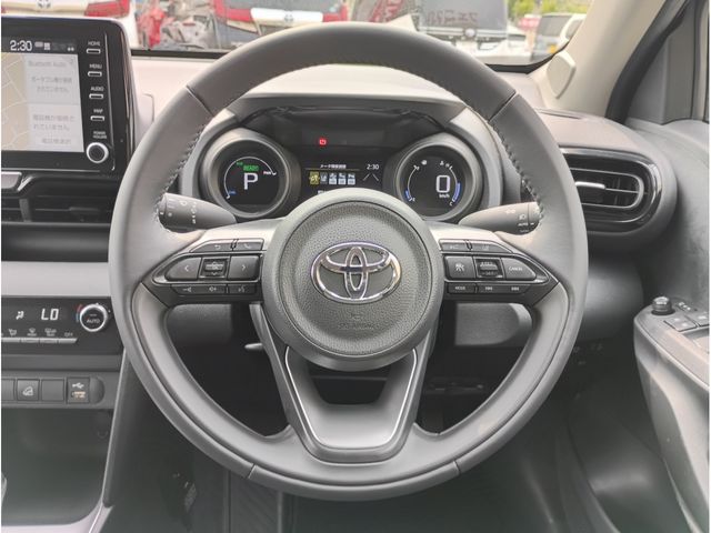 YARIS CROSS HYBRID