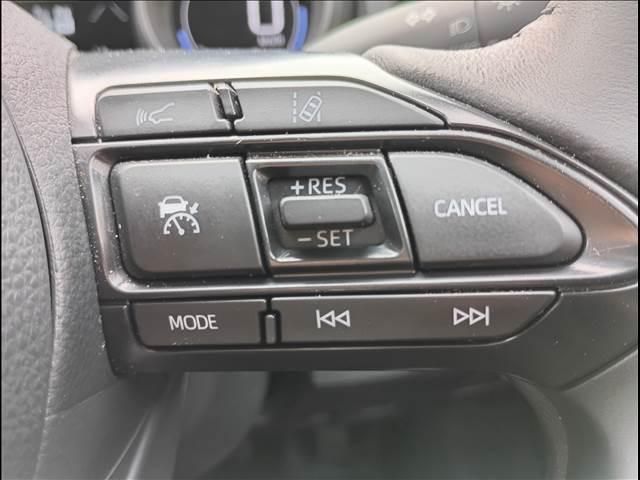YARIS CROSS HYBRID