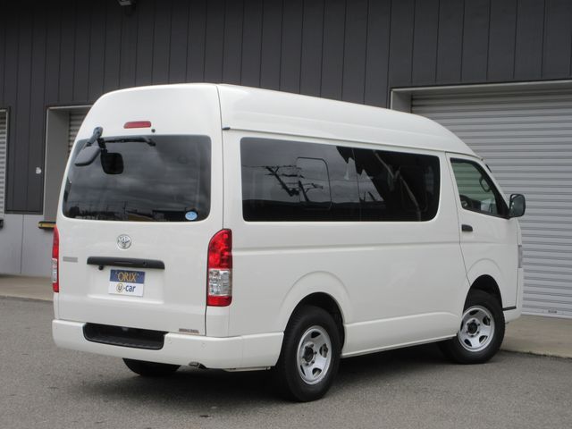 HIACE van 4WD