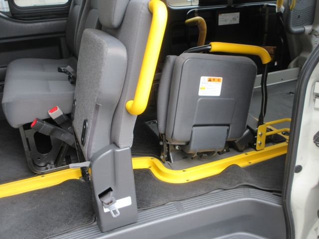 HIACE van 4WD