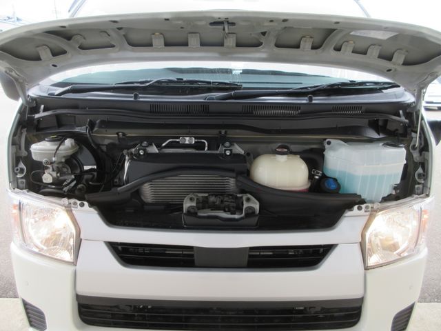 HIACE van 4WD