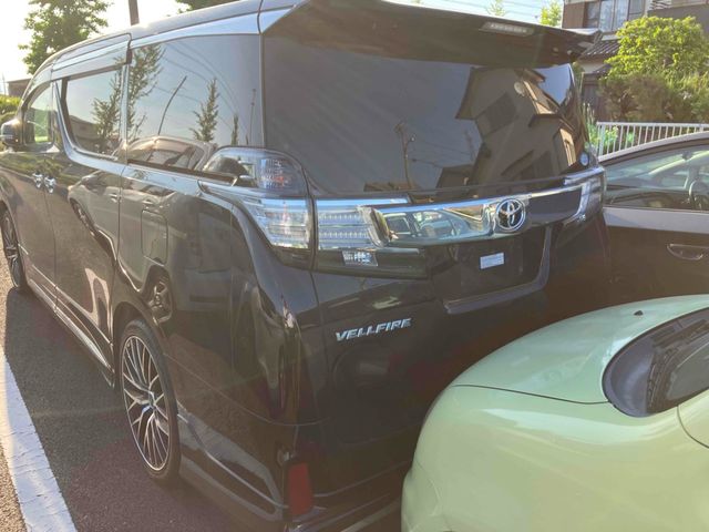 VELLFIRE