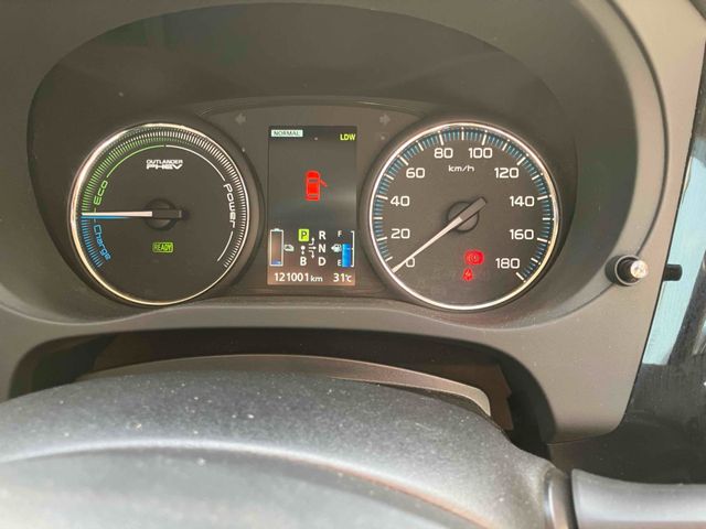 OUTLANDER PHEV