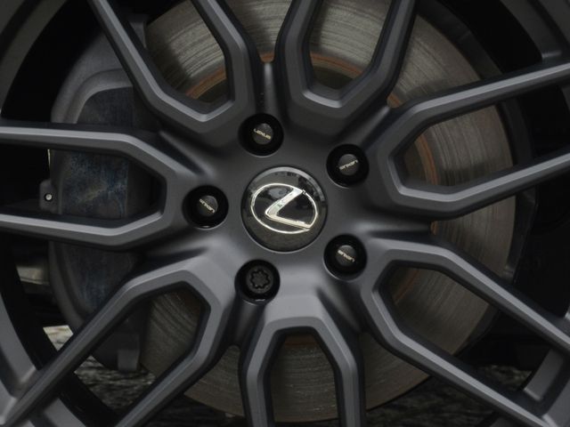 LEXUS IS300h